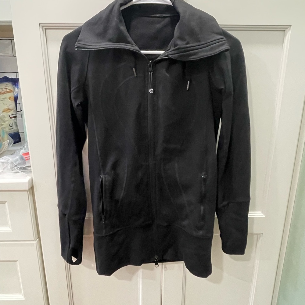 Lululemon hooded define jacket size 2
